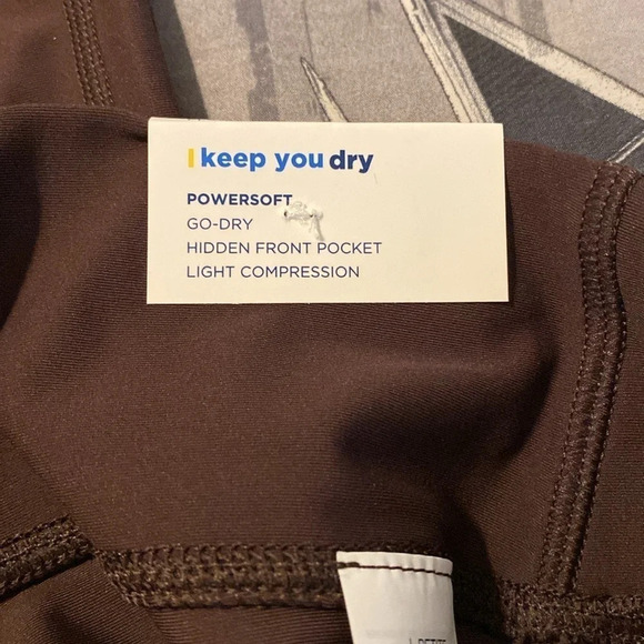 Old Navy GoDry Active Powersoft Flares - Picture 5 of 6